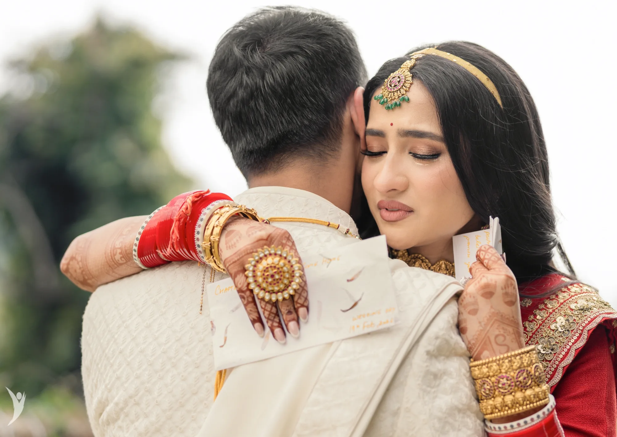 Documentary vs Candid Wedding Photography: What’s the Difference?